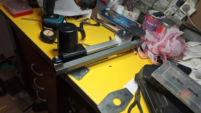 Partially assembled mechanism